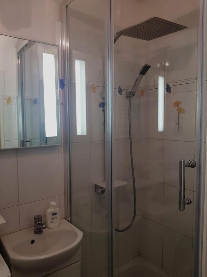 Apartament Plac Trzech Krzyzy Варшава Экстерьер фото